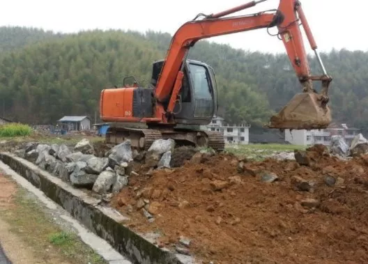 土地增減可以強拆嗎