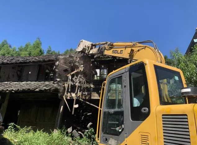 農(nóng)村在耕地上建房會強拆嗎