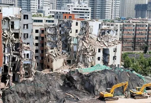 私自可以臨時(shí)占用拆遷地嗎