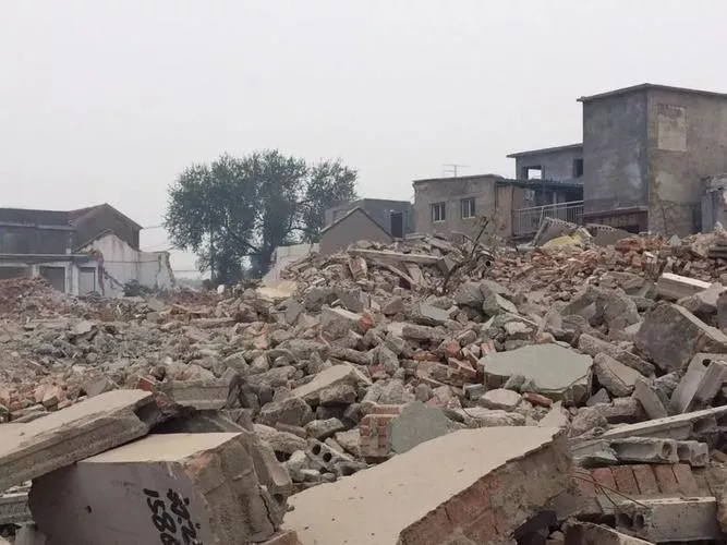 行政執(zhí)法局能強(qiáng)拆違章建筑嗎