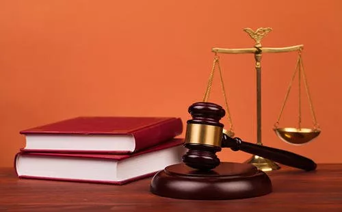 工廠被強拆沒補償請律師可以嗎