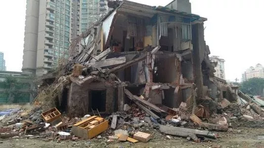 拆遷是按戶口分房子嗎