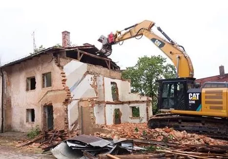 小區(qū)違章建筑屬于違建嗎