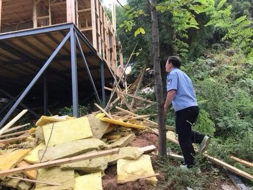林業(yè)局有權(quán)強拆違建嗎
