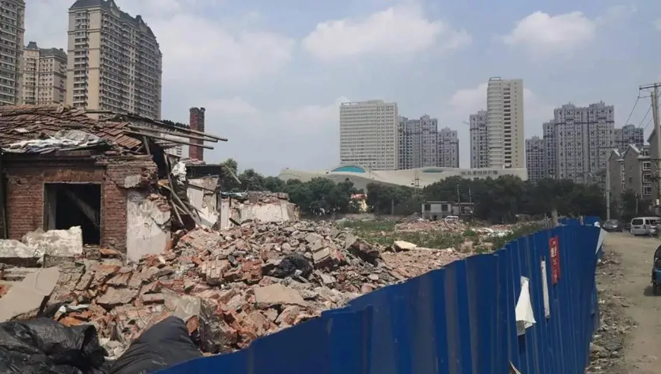 十年以上老房子算違章建筑嗎