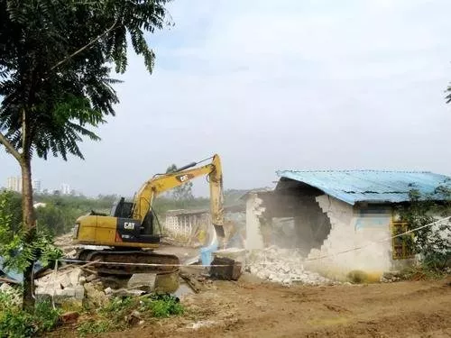 拒絕強制拆除違章建筑的后果
