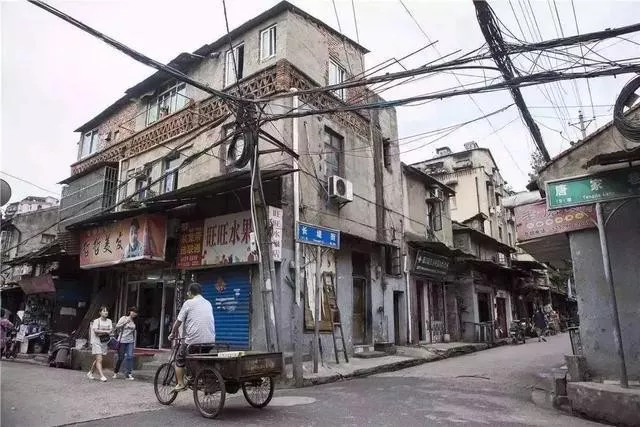 老房子拆遷找誰賠償