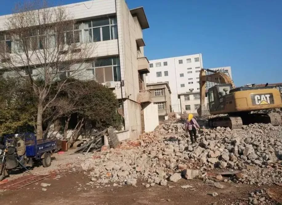 拆遷和征地一戶多宅怎么處理