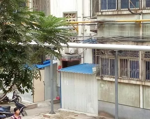 陽(yáng)臺(tái)玻璃遮雨棚算違建嗎