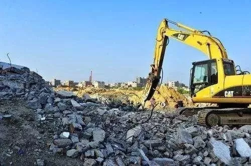 違建拆除家里沒人可以強(qiáng)拆嗎