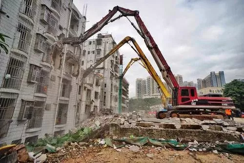 城管能強(qiáng)制拆除樓頂違建嗎