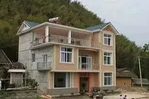 農(nóng)村危房強(qiáng)拆是違法嗎