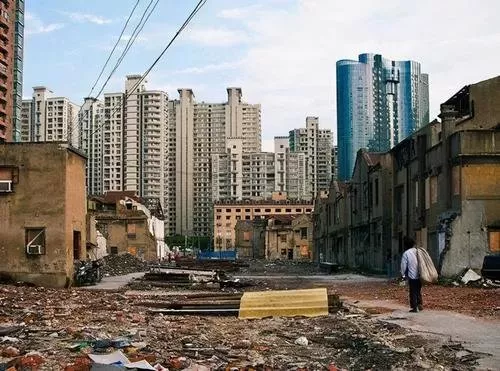 房子被強(qiáng)拆能報(bào)警嗎
