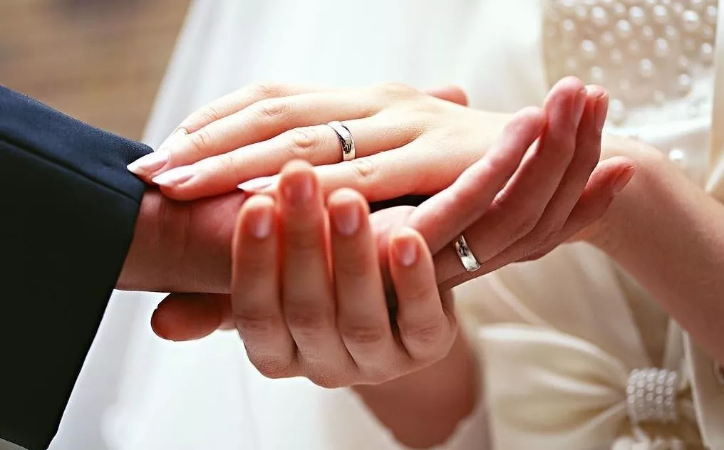 女的離婚撫養(yǎng)費(fèi)怎么出的