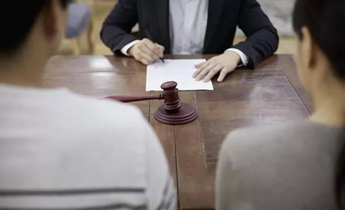 離婚訴訟中保險(xiǎn)如何分割