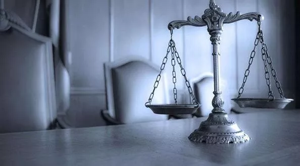 刑事案件委托律師嗎